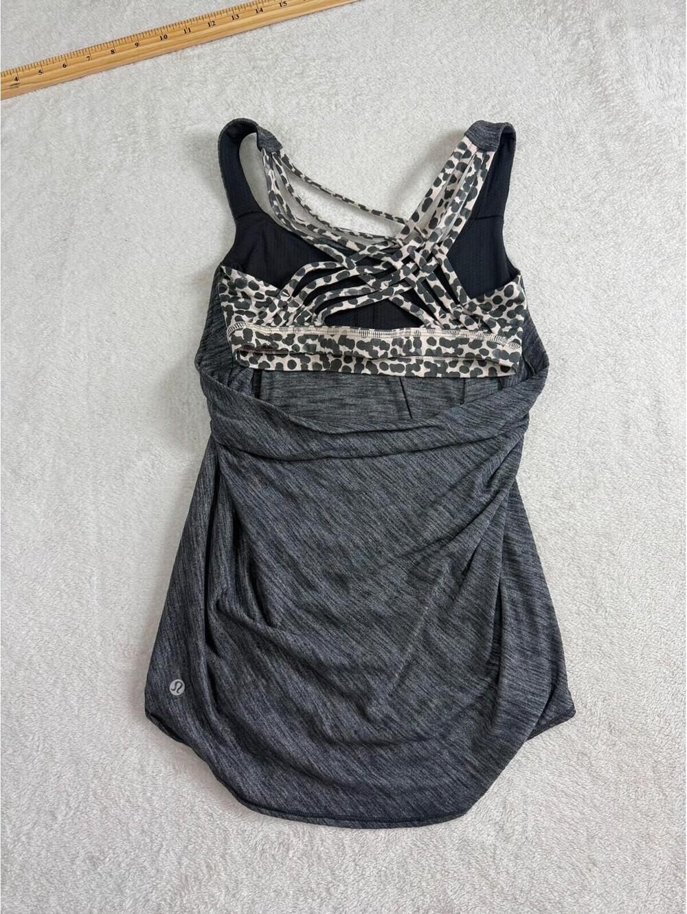 Lululemon No Limit Tank Top Heathered Charcoal Gray T-Shirt Womens Size 2